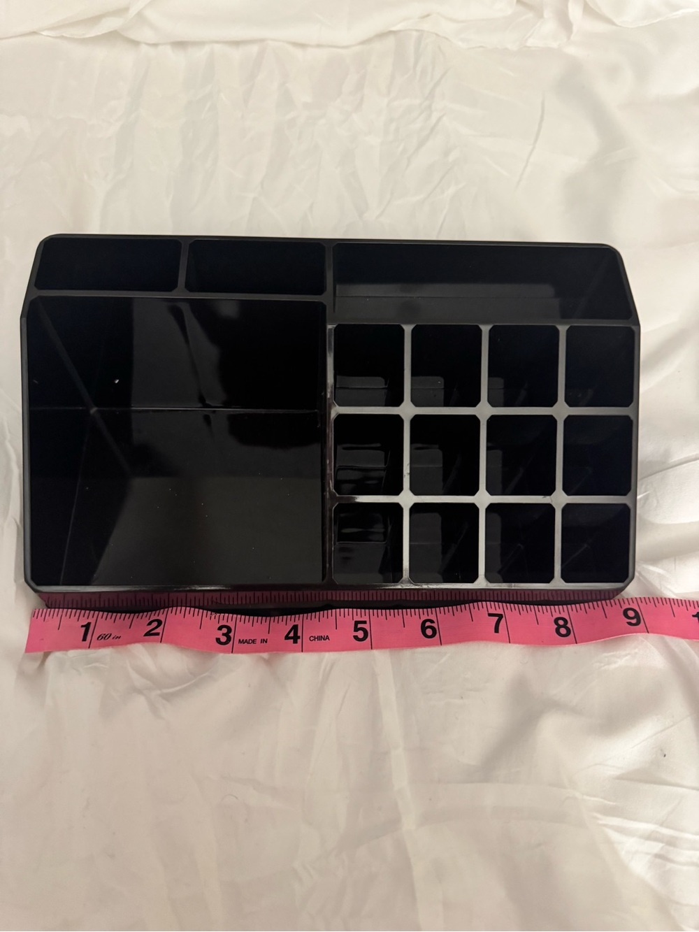 Cute makeup lipstick organizer
